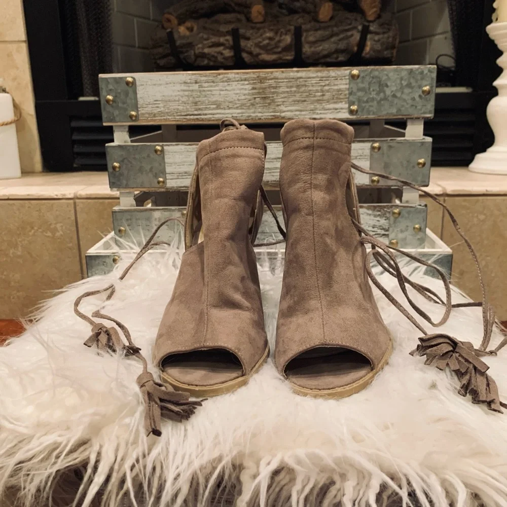 Heels Bundle - Picture 7 of 13